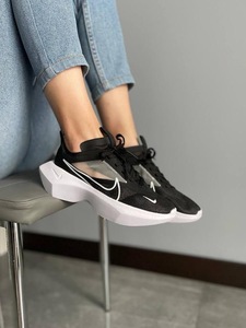 Nike Women's vistalite SE black