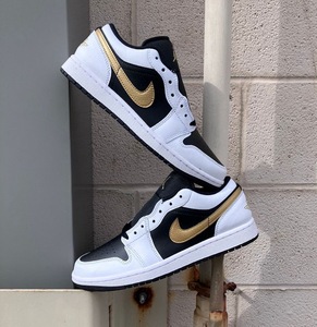 nike jordan White black  gold