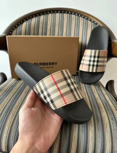 BURBERRY Slipper - Beige