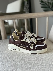 Louis Vuitton LV Trainer -brown
