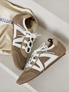 Louis Vuitton  khaki