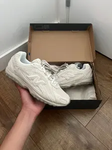 NEW BALANCE 204L- beige
