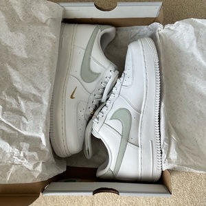 Nike AF1 white grey