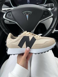 Newbalance 327  beige black