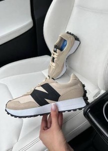 Newbalance 327  beige black
