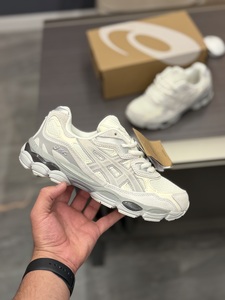 ASICS GEL-NYC Shoes -grey beige