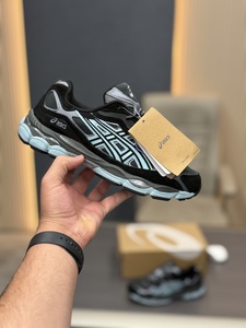 ASICS GEL-NYC Shoes - black blue