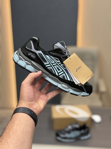 ASICS GEL-NYC Shoes - black blue