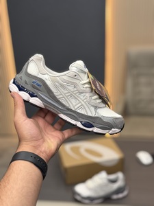 ASICS GEL-NYC Shoes -grey white