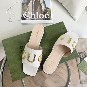 GUCCI slippers white