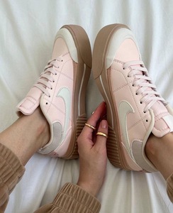 Nike Court Legacy Lift Women's pink