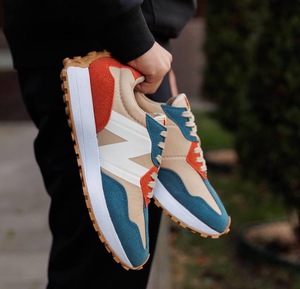 Newbalanc e 327 nevy white orange