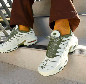 Nike Air Max Plus -  White green