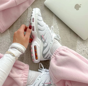 Nike Air Max Plus Weman-pink