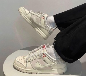 Nike Sb Dunk Low "Biege"