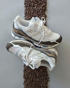 ASICS GEL-NYC Shoes - Grey Brown